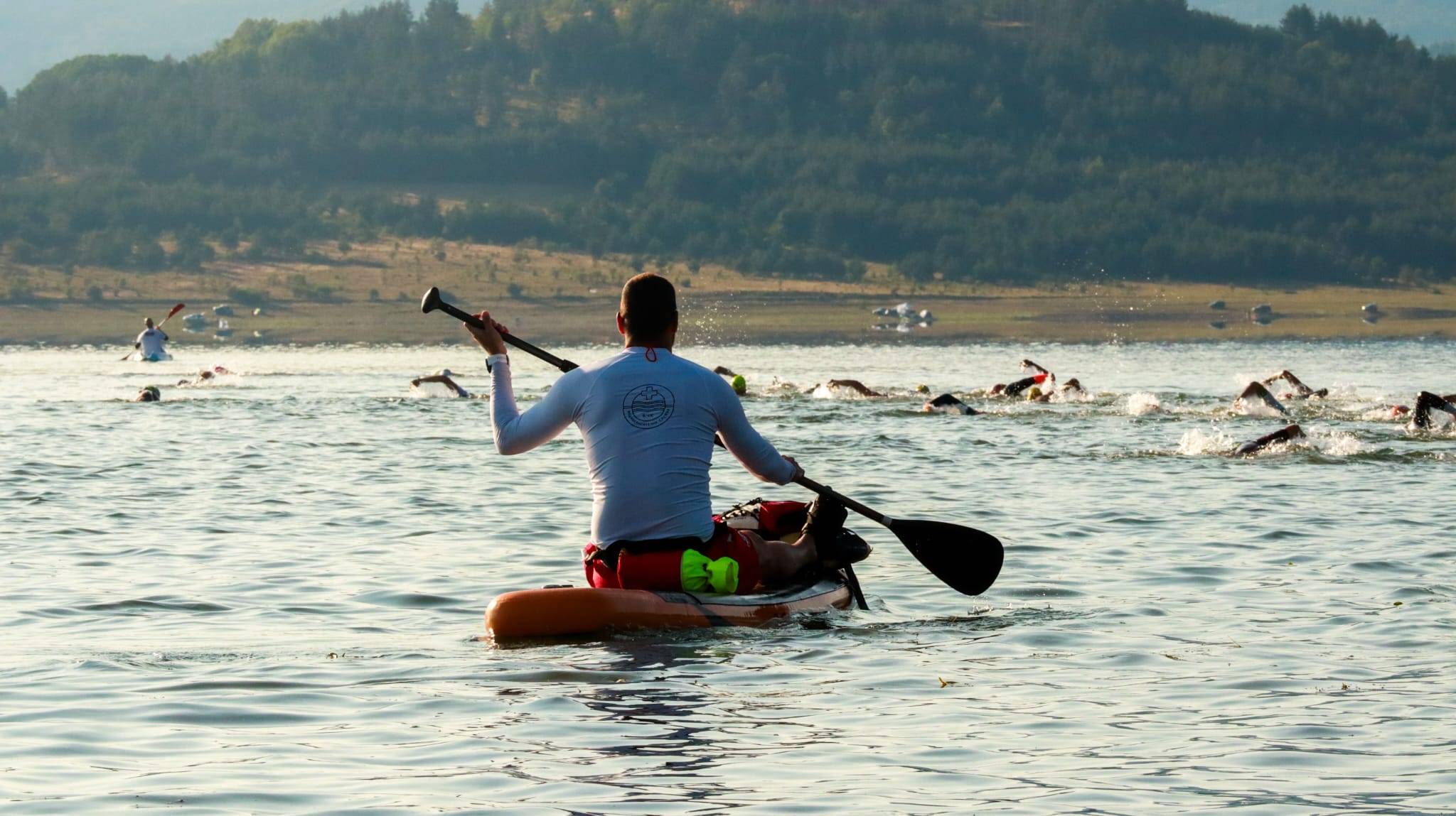  Плуване и спасители 